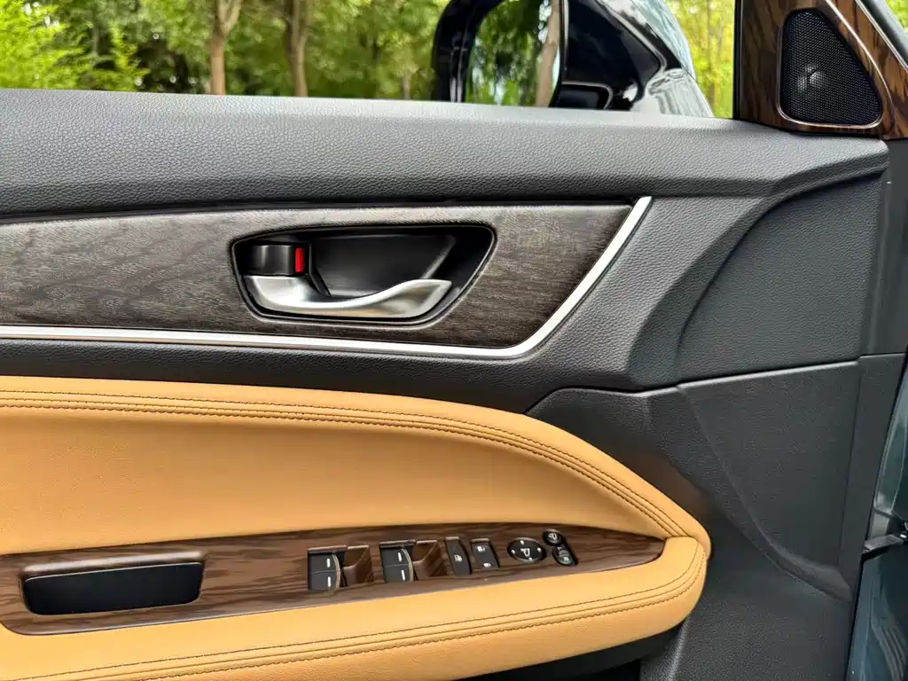 Honda UR-V — миниатюра 16