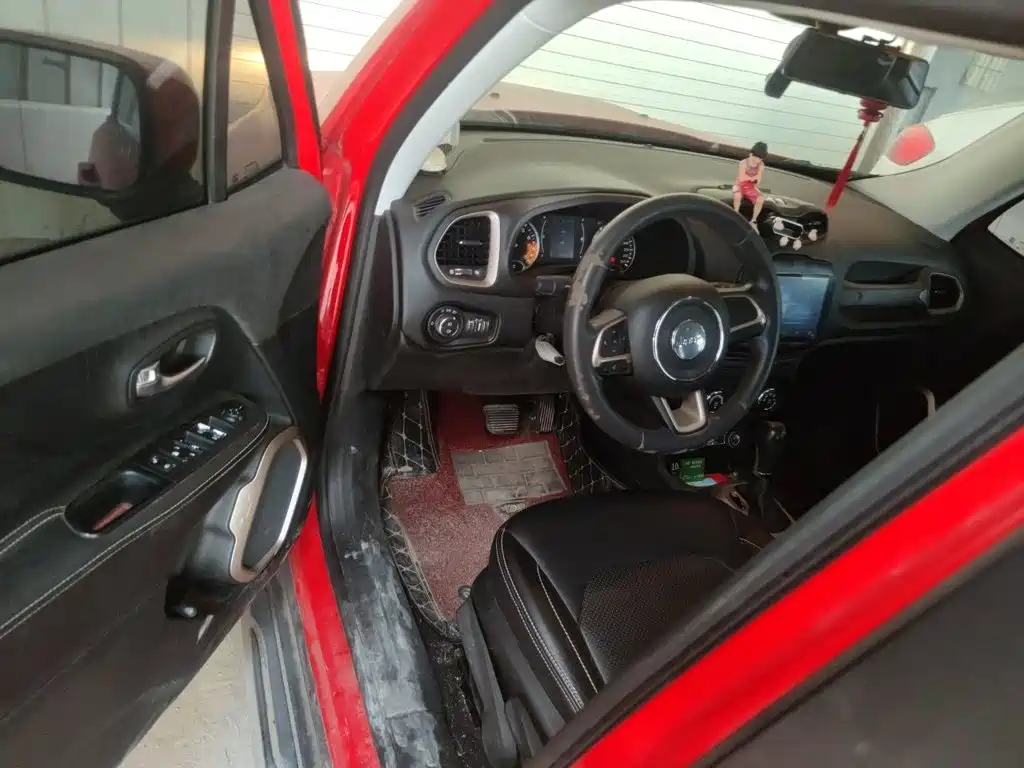 Jeep Renegade — миниатюра 22
