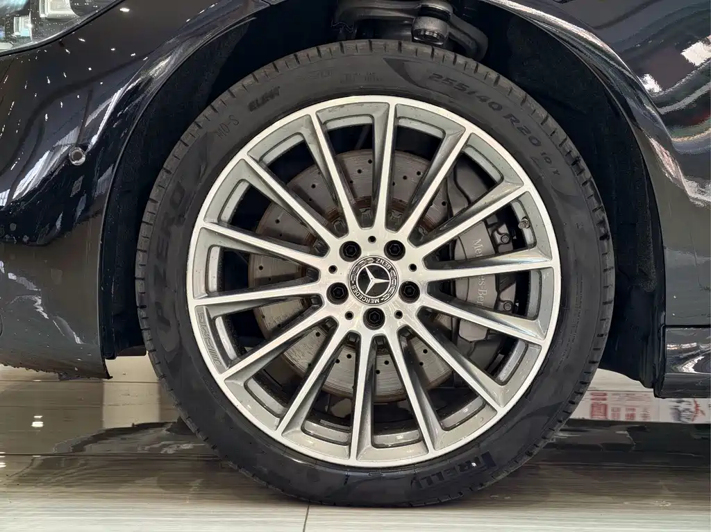 Mercedes-Benz S-Class — миниатюра 24