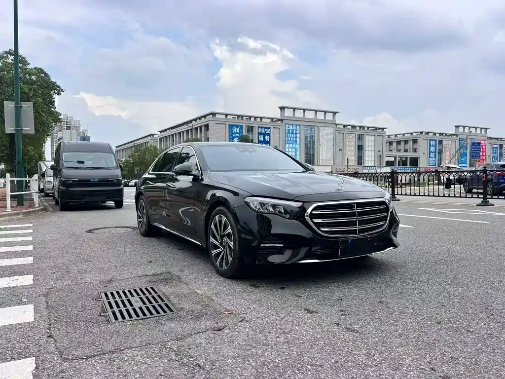 Mercedes-Benz E-Class E 2025 E 300 L Luxury