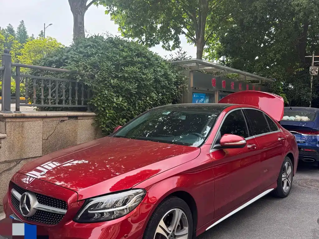 Mercedes-Benz C-Class 2020