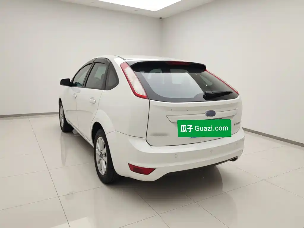 Ford Focus — миниатюра 5