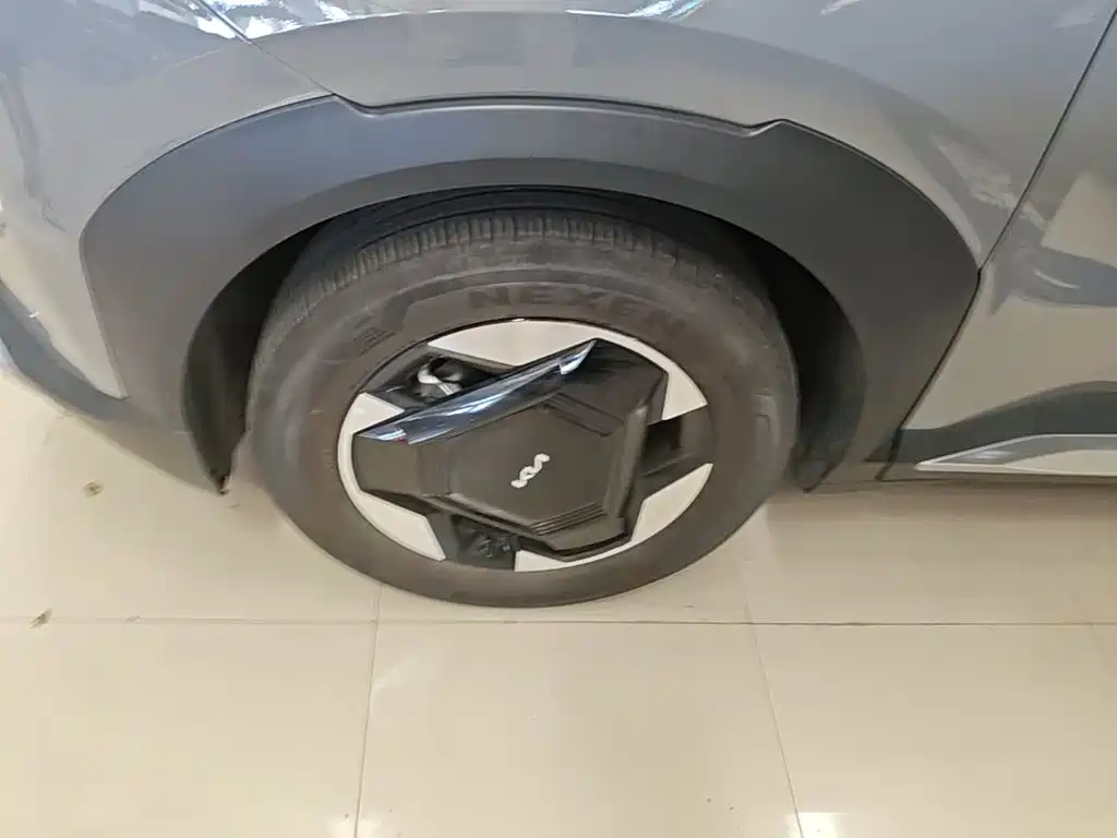 Kia EV5 — миниатюра 23
