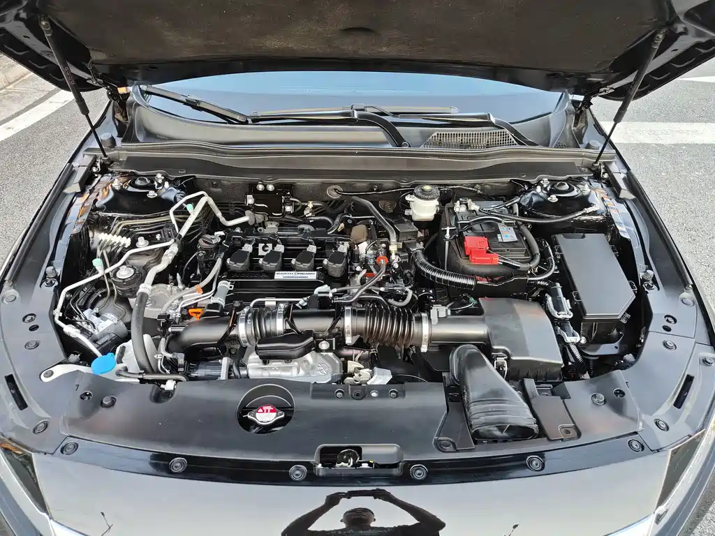 Honda Accord — миниатюра 19