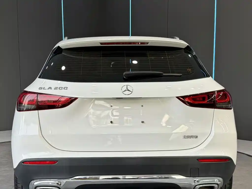 Mercedes-Benz GLA — миниатюра 7