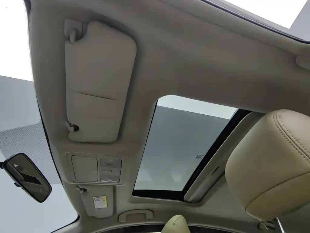 Nissan Sylphy — миниатюра 14
