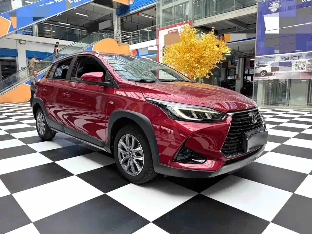 Toyota Yaris L — миниатюра 7