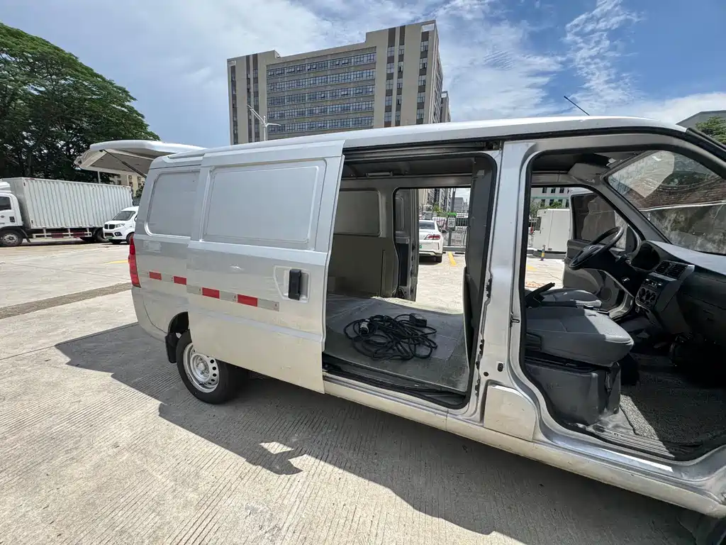 Wuling Wuling EV50 — миниатюра 16