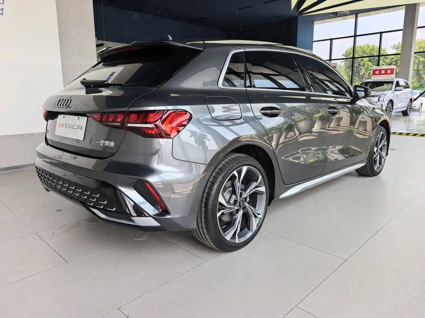 Audi A3 2026 Silver/gray из Китая