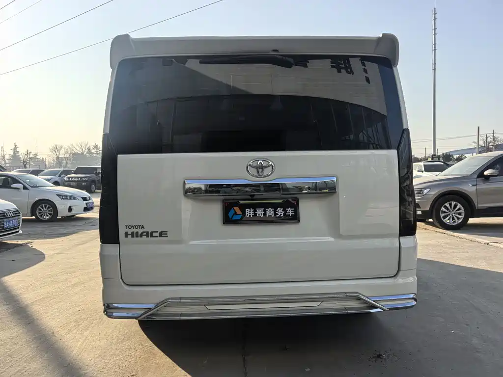 KETI CAR KEDI MOUNTAINS AND RIVERS