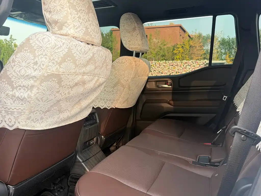 Toyota Prado — миниатюра 11