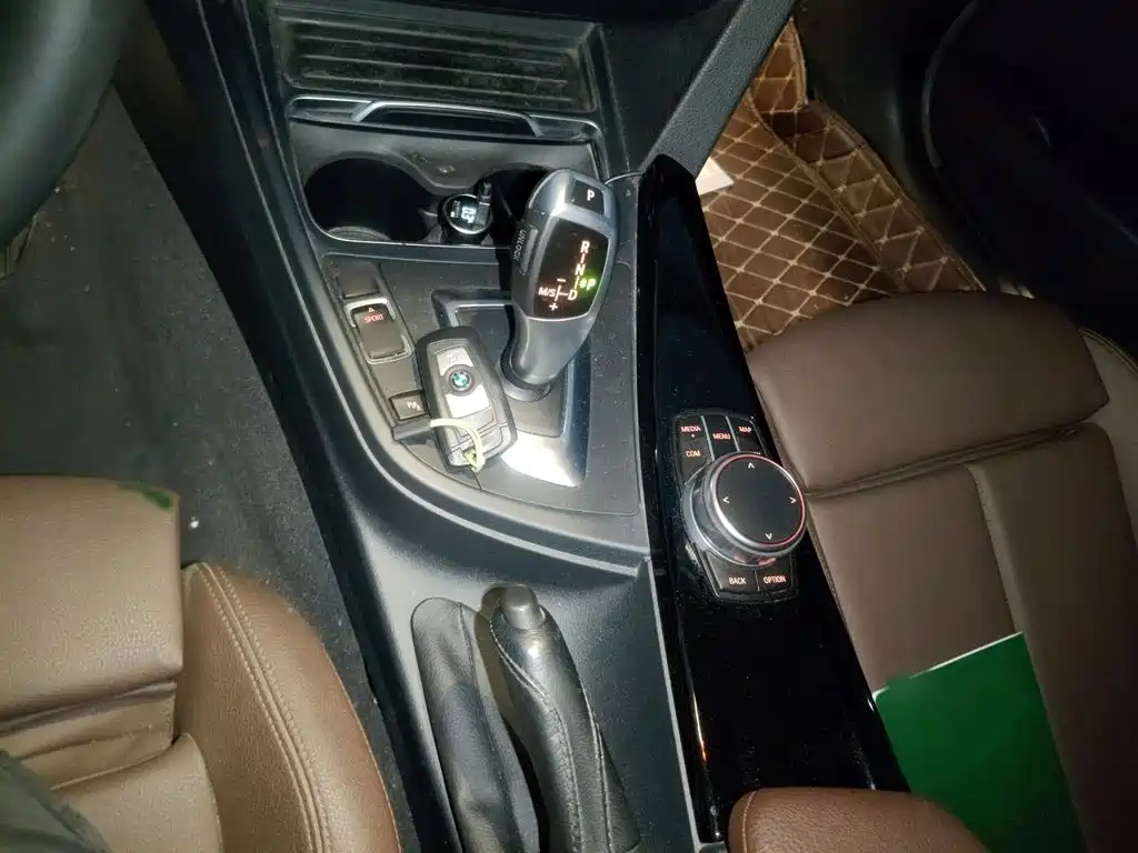 BMW 3 Series — миниатюра 7