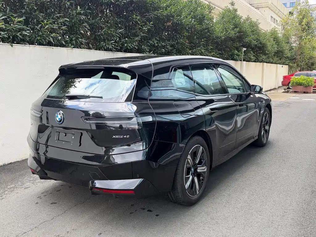 BMW iX — миниатюра 8