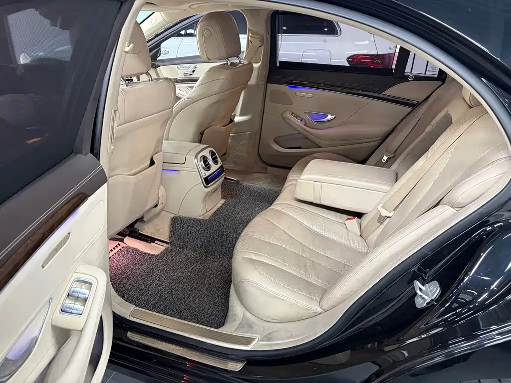 Mercedes-Benz S-Class — миниатюра 6