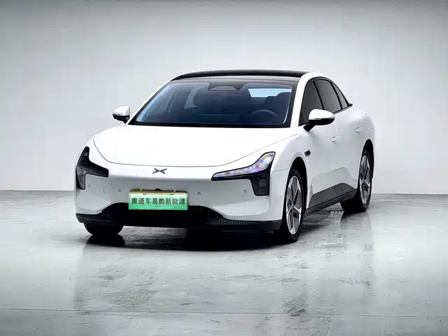 2025 Xpeng Mona M03