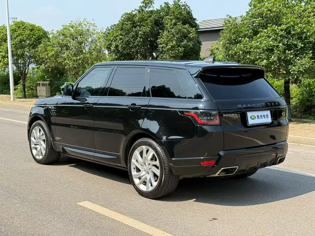 Land Rover Range Rover Sport 2019 3.0 L6 HSE DYNAMIC