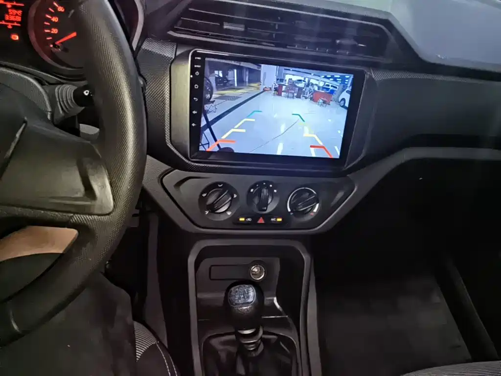 Wuling Hongguang — миниатюра 13