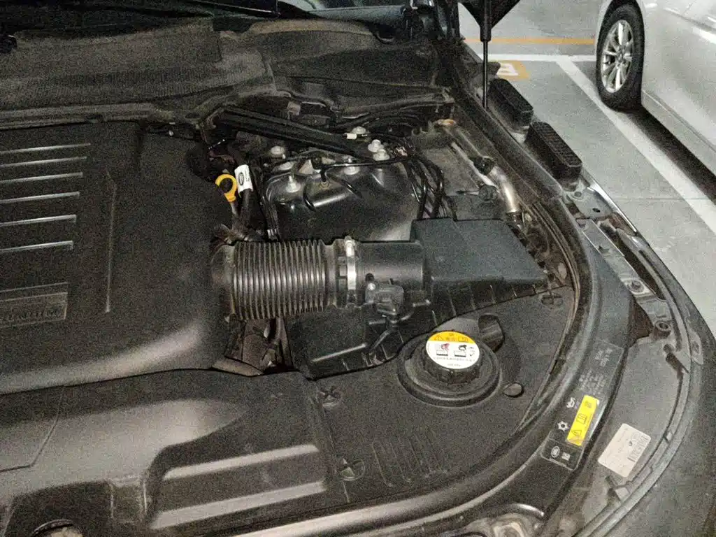 Land Rover Range Rover — миниатюра 20