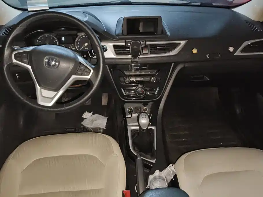 Changan V7 — миниатюра 12