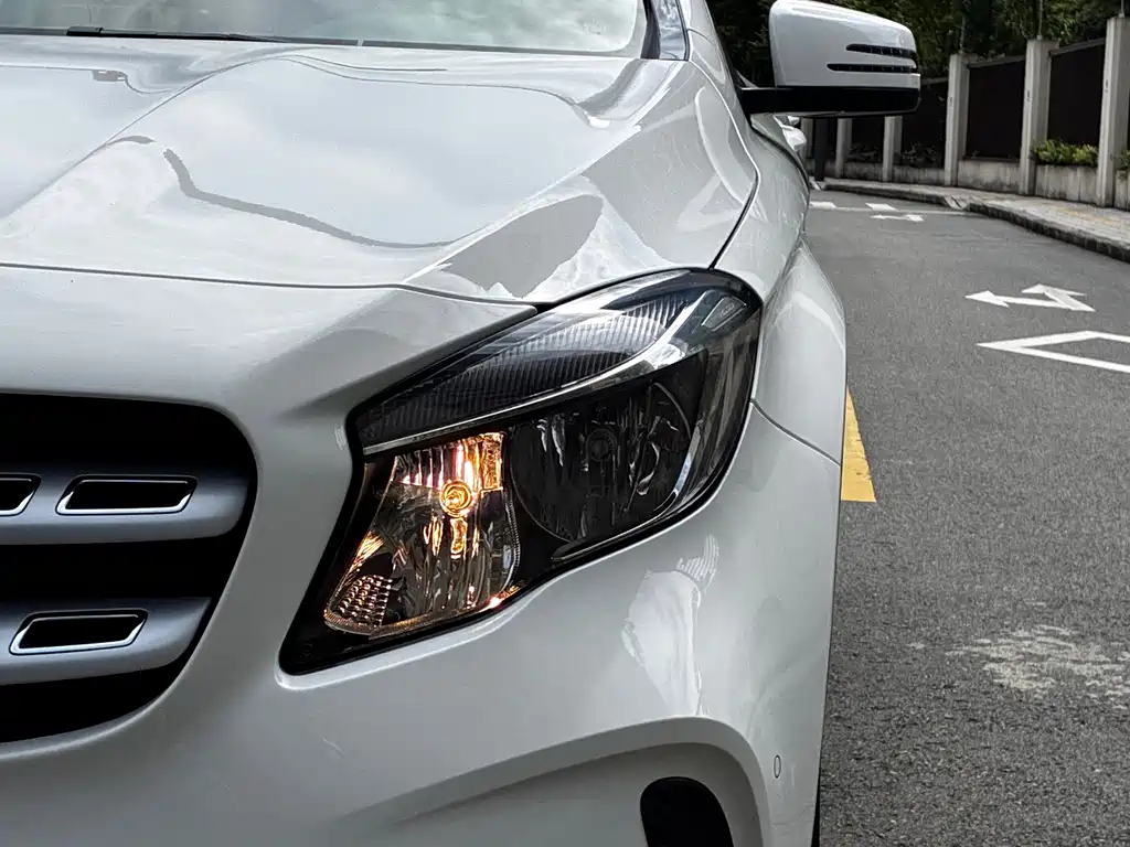 Mercedes-Benz GLA — миниатюра 4
