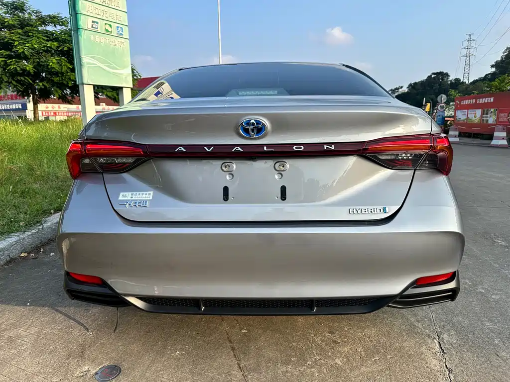 Toyota Avalon — миниатюра 7