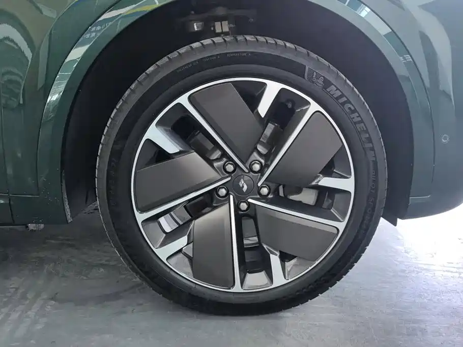 Li Auto Li L9 — миниатюра 6