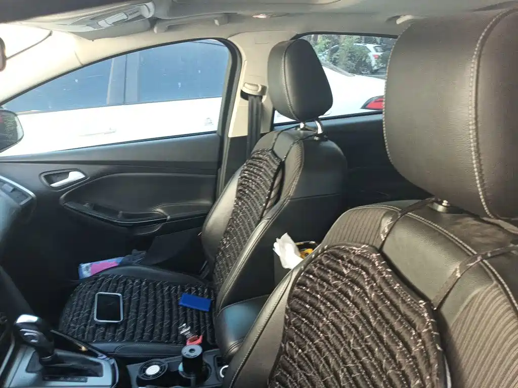 Ford Focus — миниатюра 17