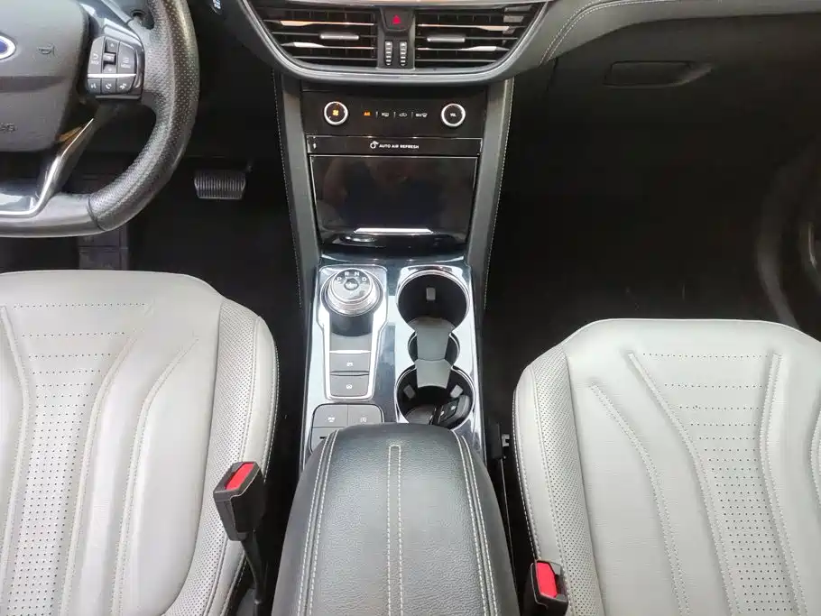 Ford Escape — миниатюра 16