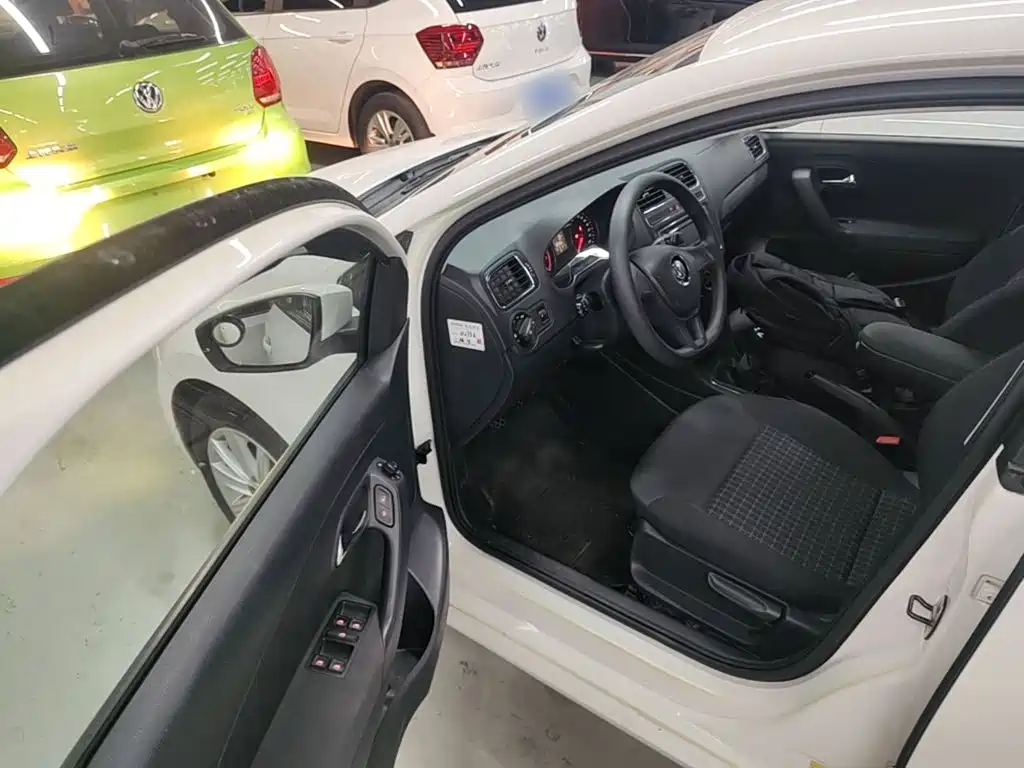 Volkswagen Polo — миниатюра 16