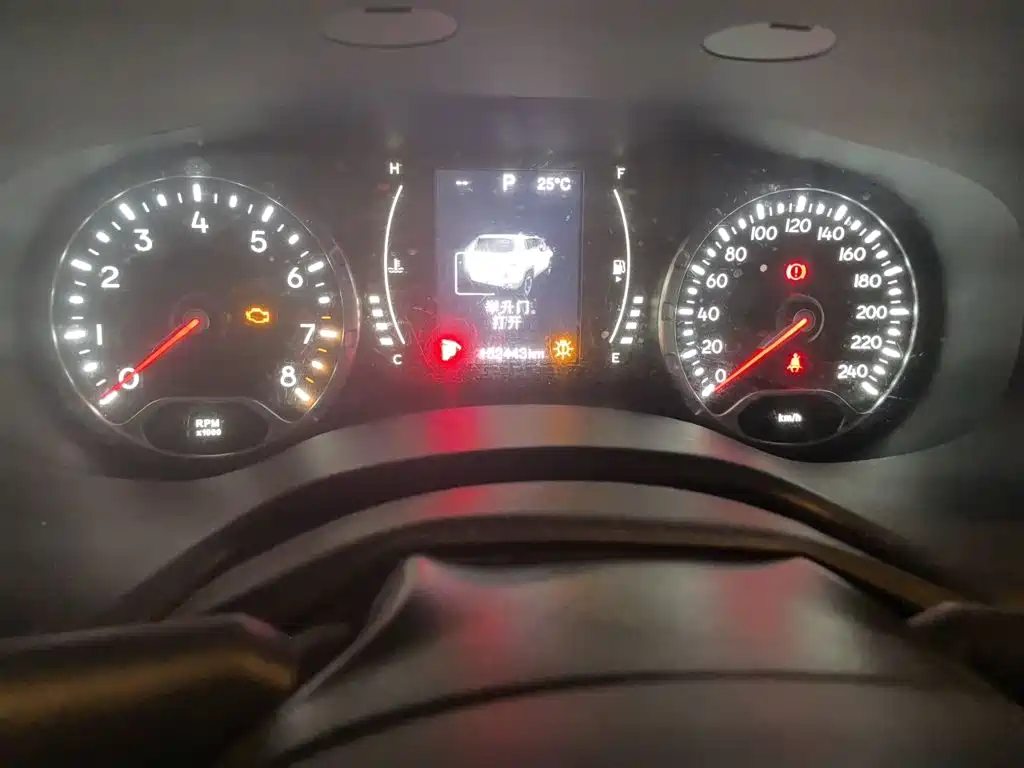 Jeep Renegade — миниатюра 13