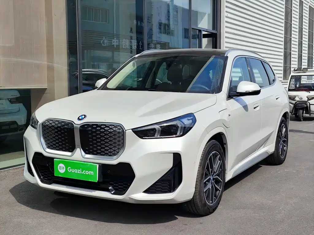 BMW iX1 — миниатюра 2