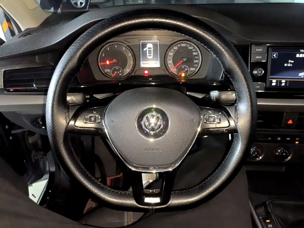 Volkswagen Lavida — миниатюра 11