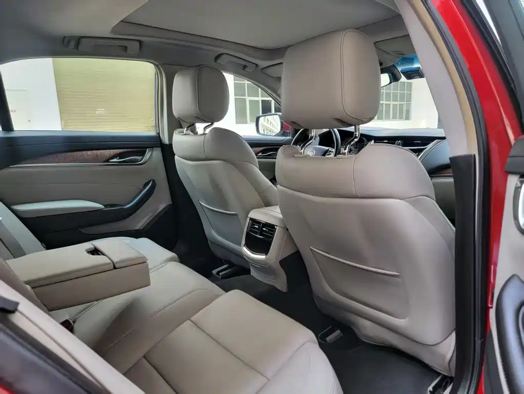 Cadillac CTS — миниатюра 12