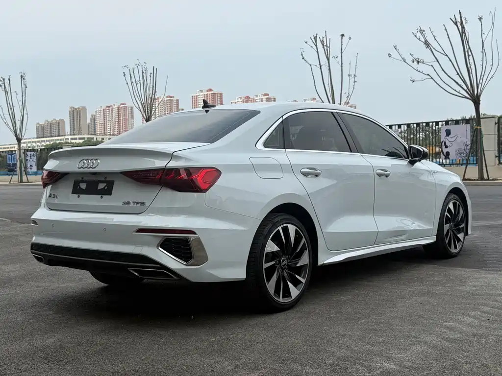 Audi A3 — миниатюра 4