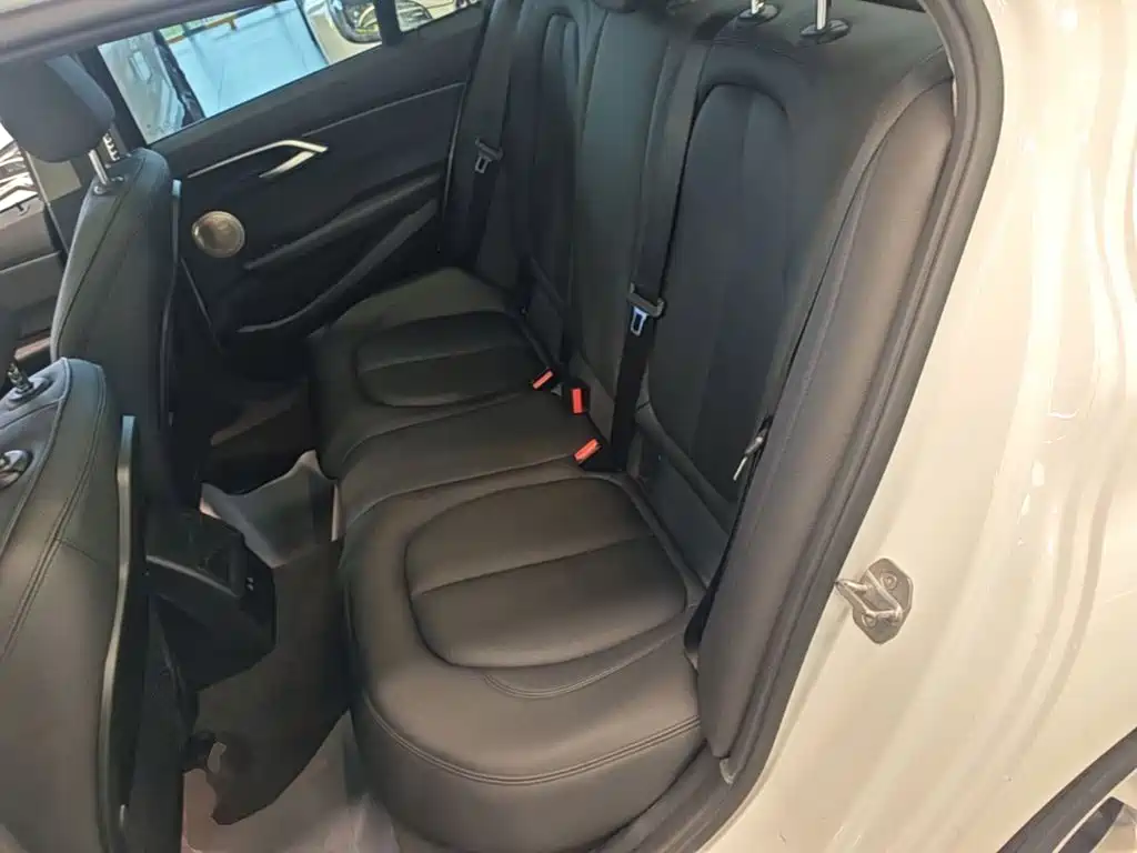 BMW 1 Series — миниатюра 17