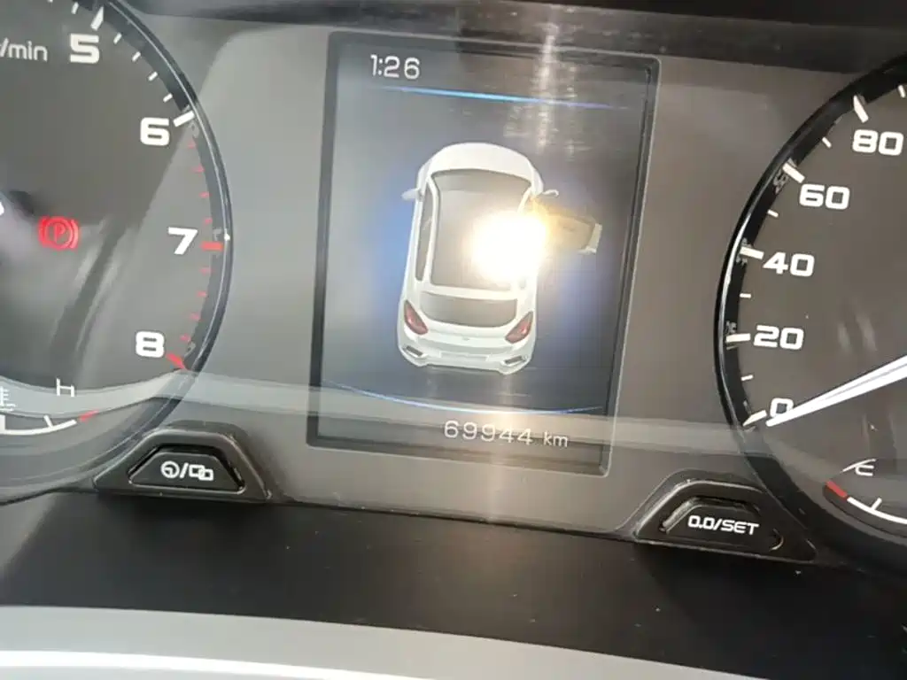 Geely Emgrand GS — миниатюра 12