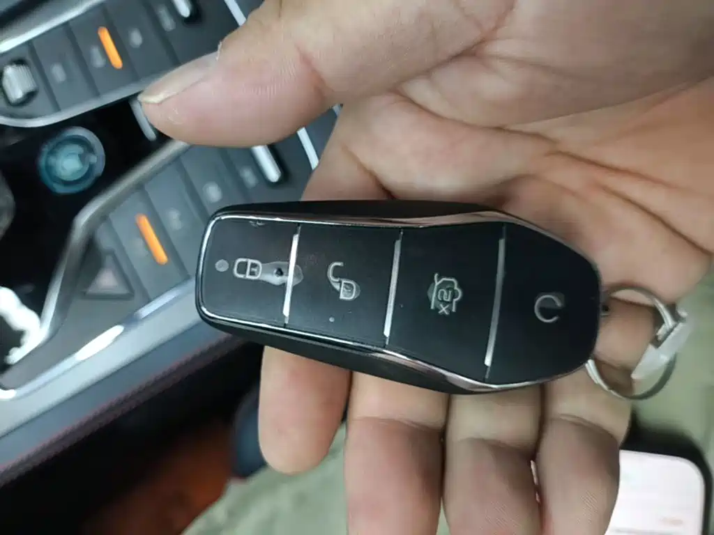 BYD Yuan Plus — миниатюра 9