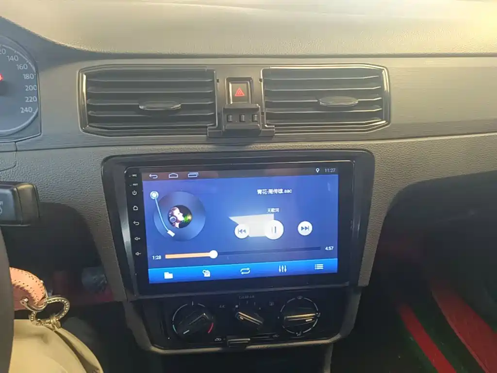 Volkswagen Santana — миниатюра 13
