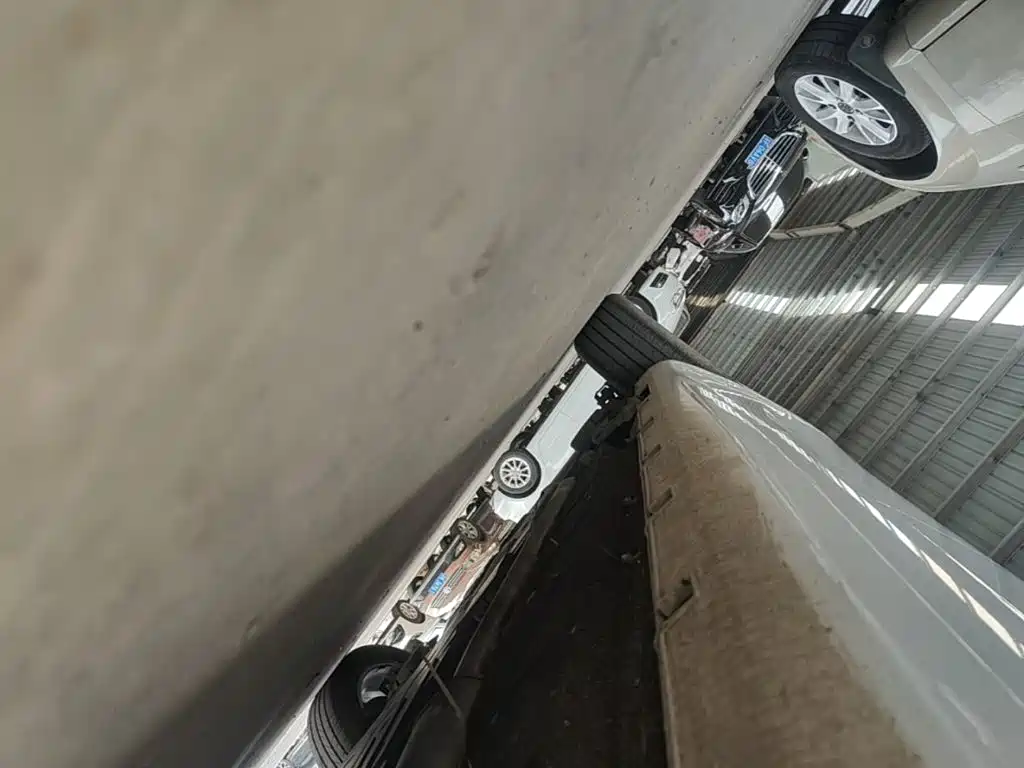 Geely L HiP — миниатюра 21