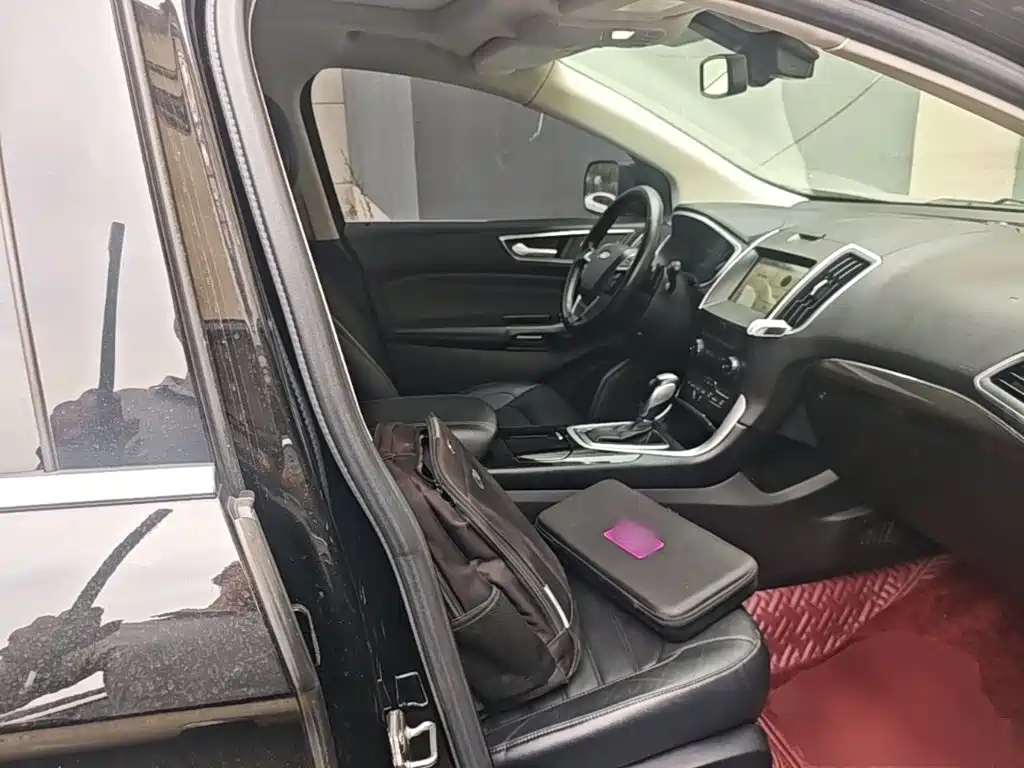 Ford Edge — миниатюра 25
