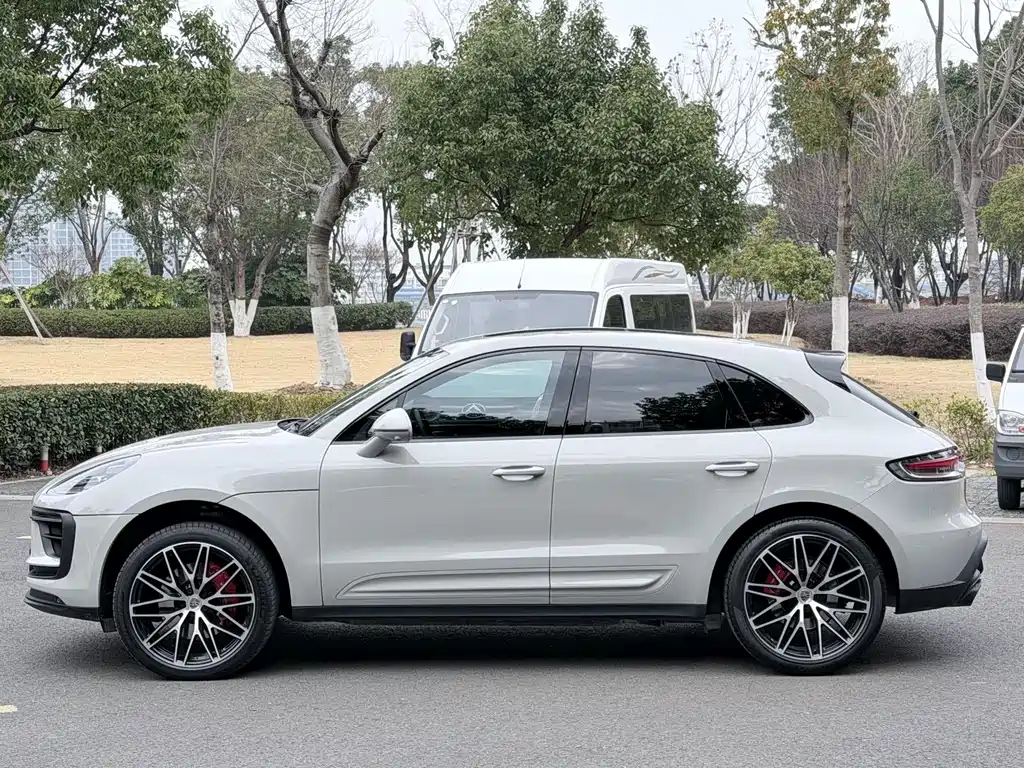Porsche Macan — миниатюра 24