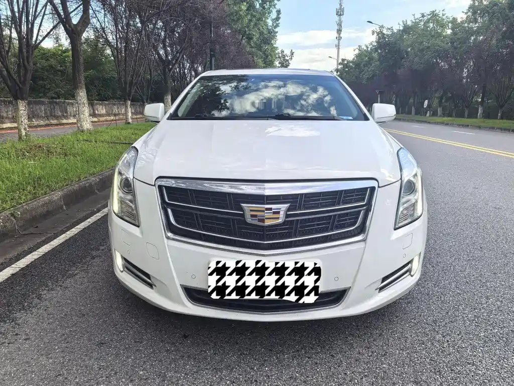 Cadillac XTS — миниатюра 2
