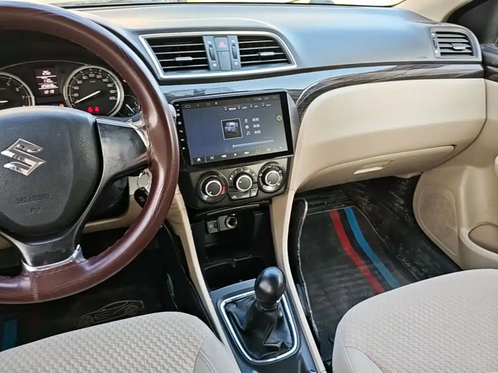 Suzuki Alivio — миниатюра 13