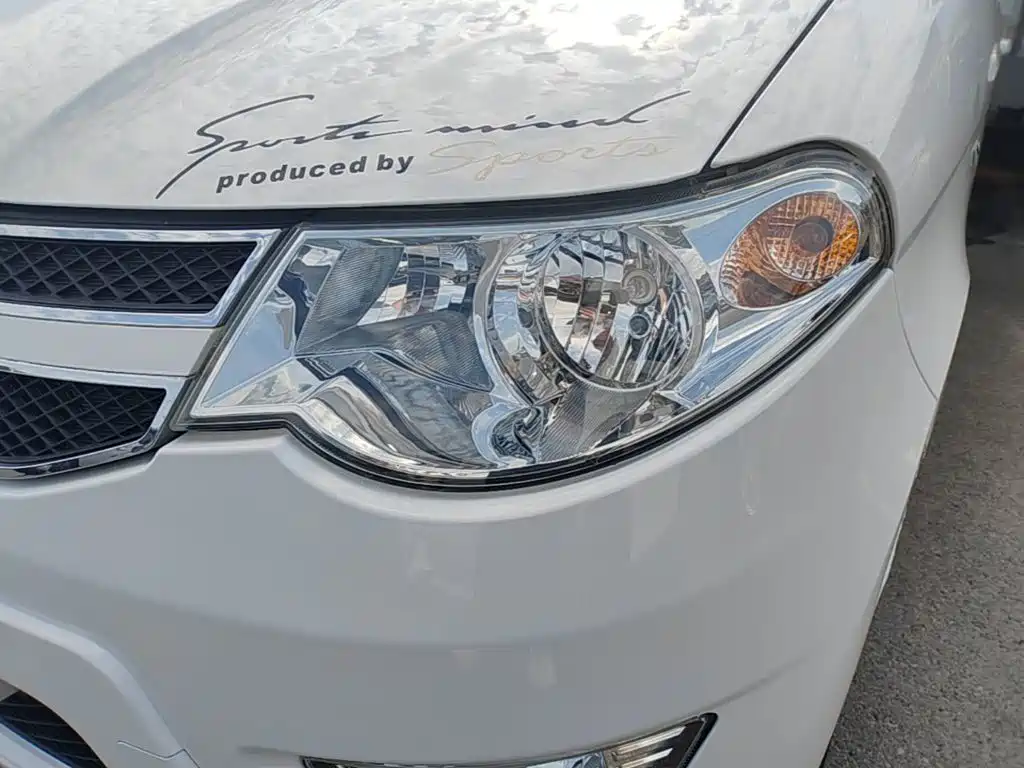 Wuling Hongguang — миниатюра 24