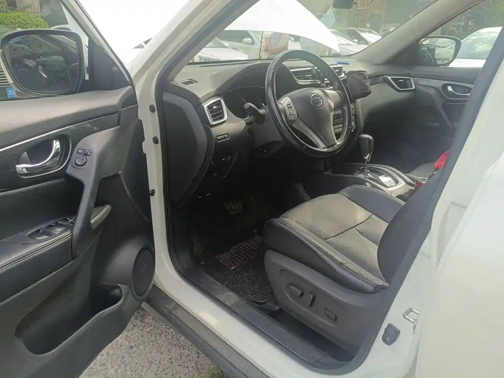 Nissan X-Trail — миниатюра 17
