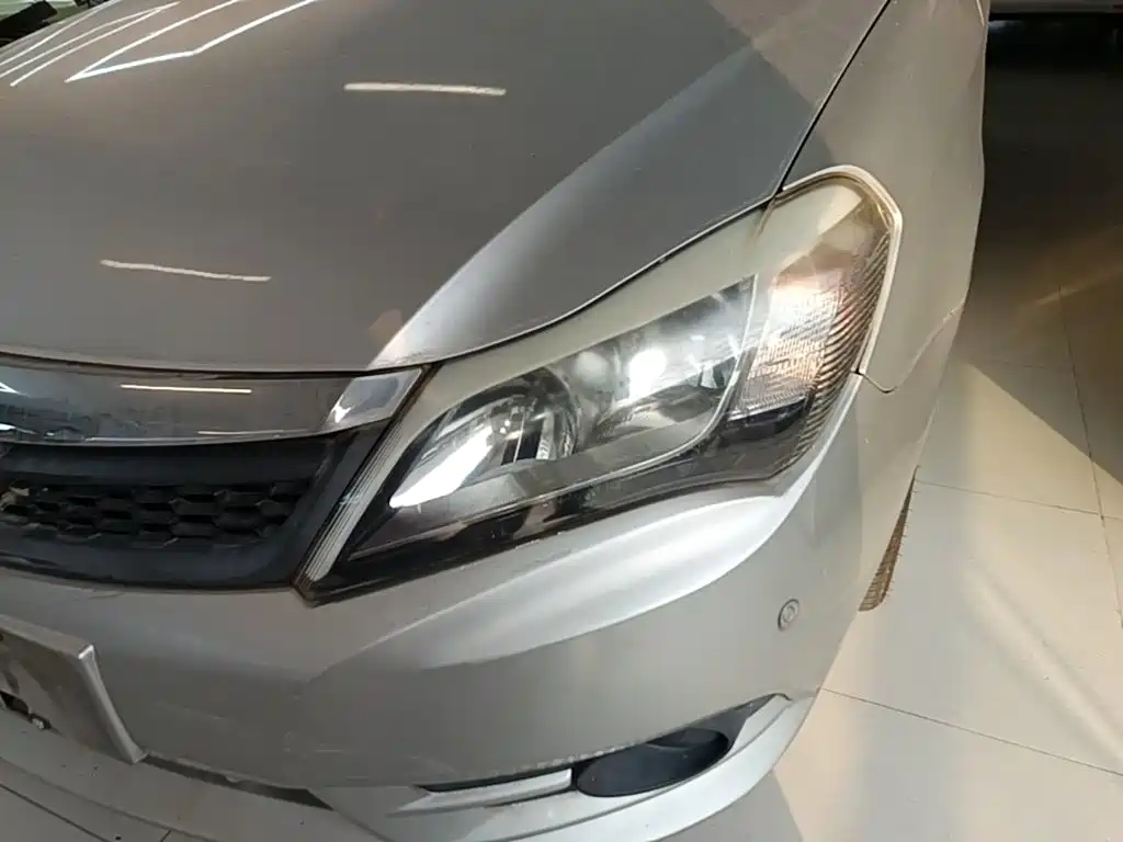 BYD F3 — миниатюра 24