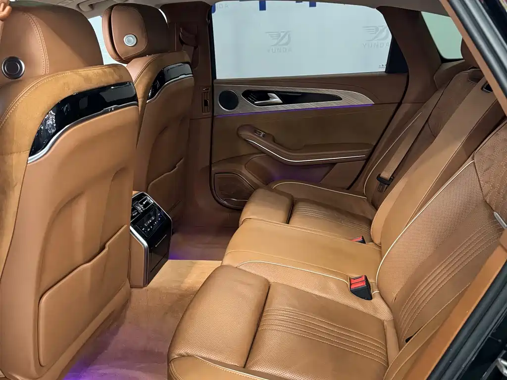 Hongqi Hongqi H9 — миниатюра 5