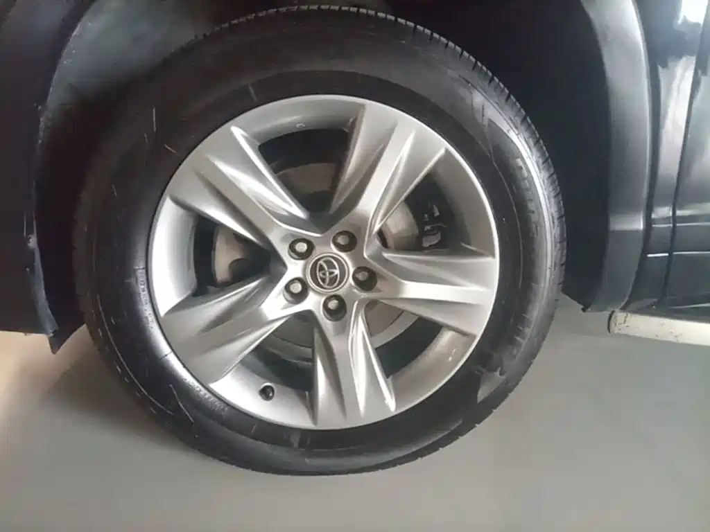 Toyota Highlander — миниатюра 23