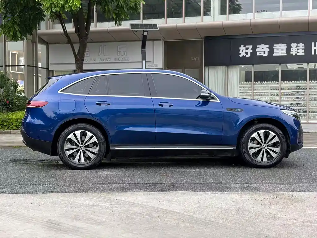 Mercedes-Benz EQC — миниатюра 7