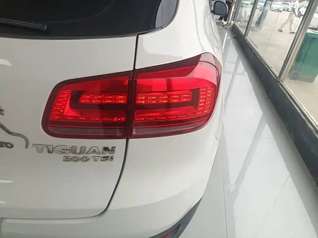 Volkswagen Tiguan — миниатюра 8